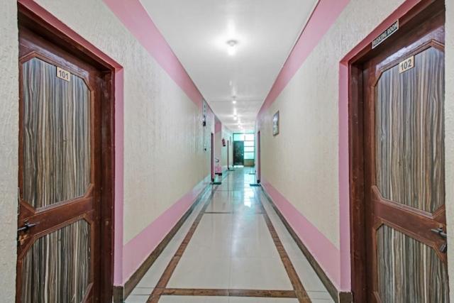 Hotel Grand City Heart Srīnagar Dış mekan fotoğraf